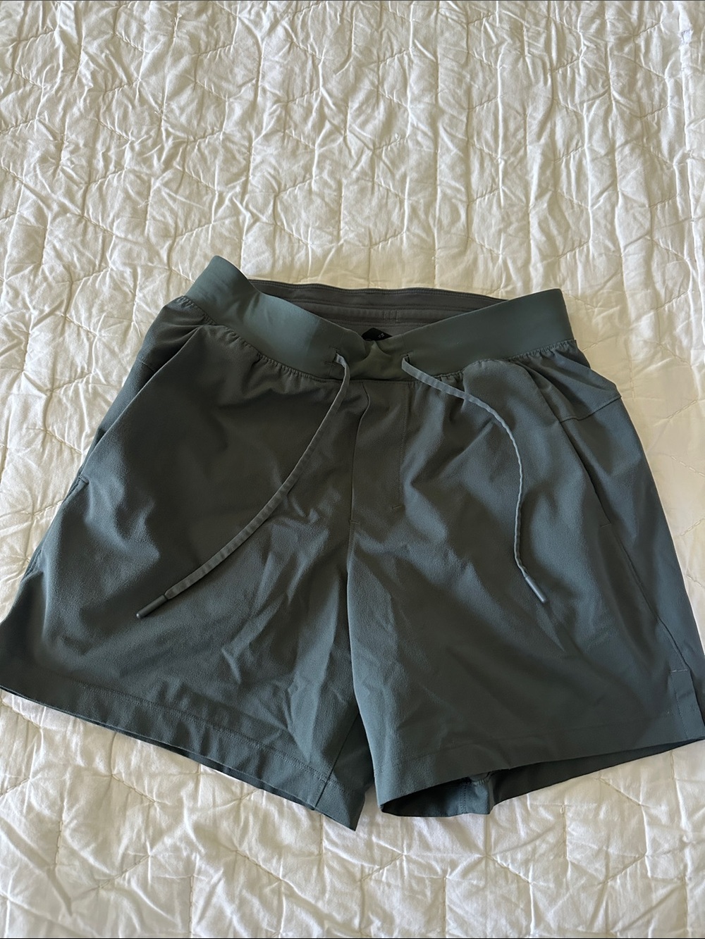 lululemon Men's Athletic Shorts in Dark Green